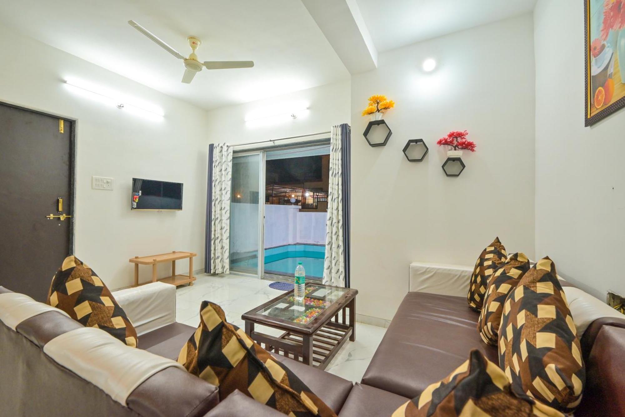 לונבלה Empyrean Stay Ll 2Bhk Ll Ac Ll Jannat Villa Ll Private Swimming Pool מראה חיצוני תמונה
